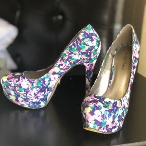 Michael Antonio floral platform stiletto pumps